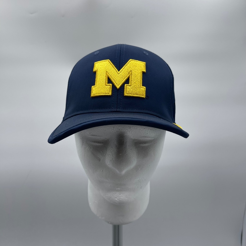 Nike Classic99 University of Michigan Wolverines Dri-FIT Cap OSFM Adjustable Hat
